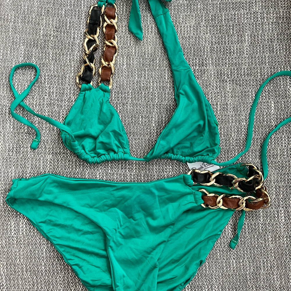 Beachbunny gorgeous green bathing suit! Only worn twice!